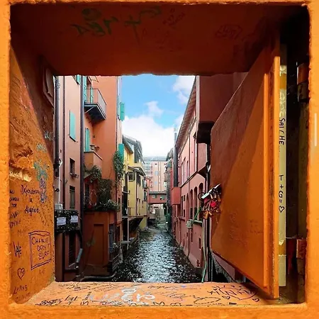Bolognabyside -righi * Bolonia