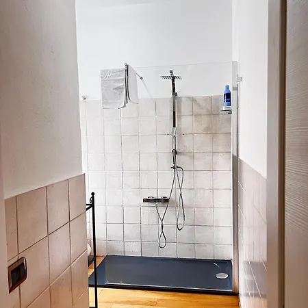 Bolognabyside -righi Apartamento
